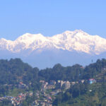 देखने में सुंदर और सुकून भरा है ऊंची पर्वत चोटी कंचनजंगा।