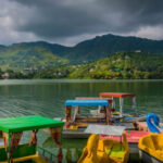 नैनीताल में बसा ये हिल स्टेशन की खूबसूरती आपका मन मोह लेगी।